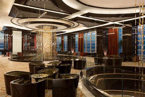 solaire lounge